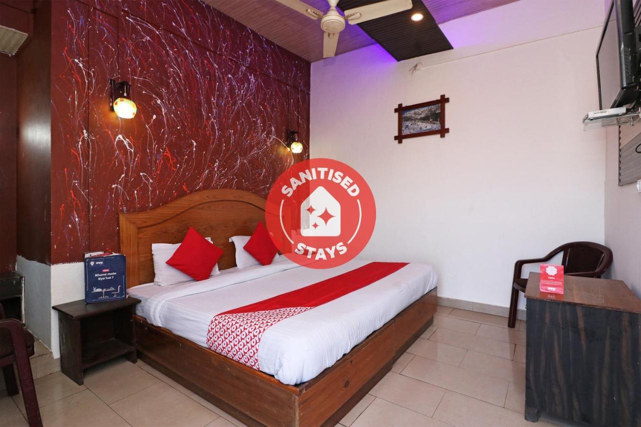 Oyo 70930 The Moon Hotel Āsansol Esterno foto